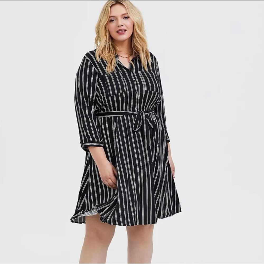 Torrid Mini Challis Button Front Shirt Dress Black White Striped